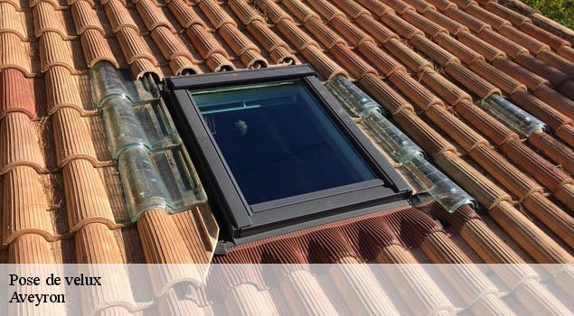 Pose de velux 12 Aveyron  John Toiture Couvreur 12