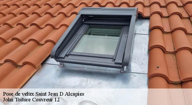 Pose de velux  saint-jean-d-alcapies-12250 John Toiture Couvreur 12