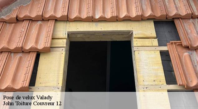 Pose de velux  valady-12330 John Toiture Couvreur 12
