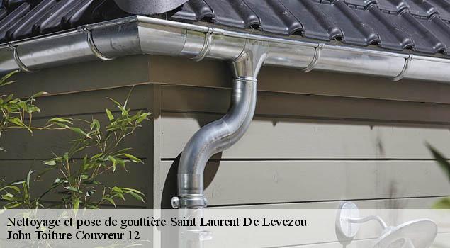 Nettoyage et pose de gouttière  saint-laurent-de-levezou-12620 John Toiture Couvreur 12